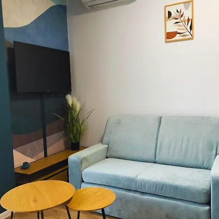 Apartament Szafir *